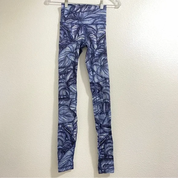 Lululemon Jungle Alpine White Blue Leaves Wunder Under Nulux High Rise Leggings